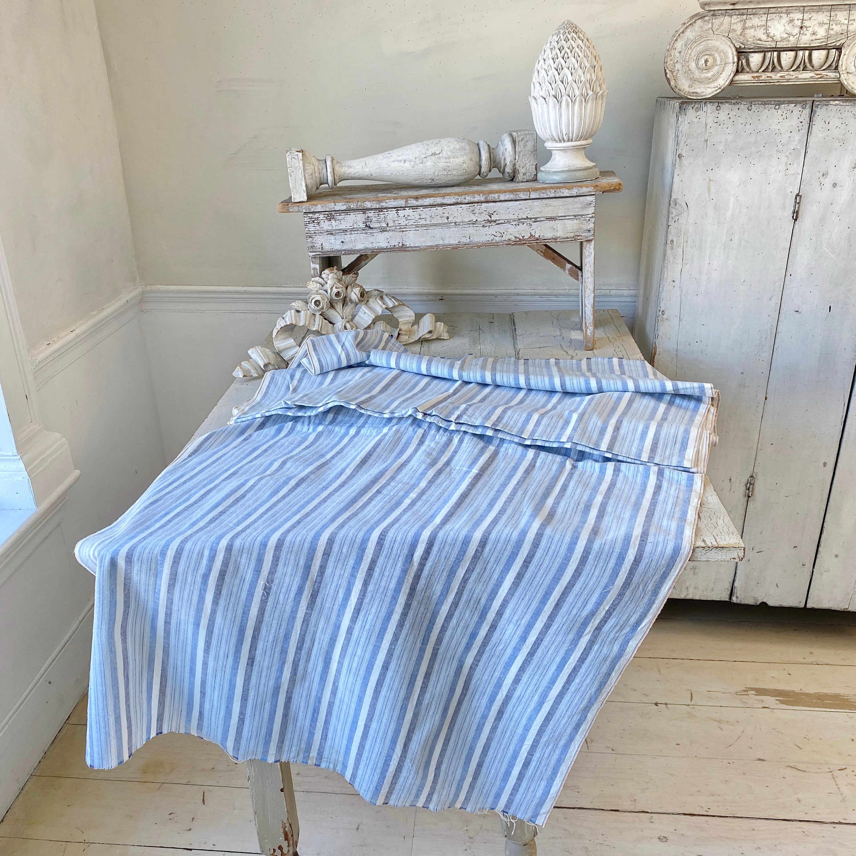 洋書　FRENCH TEXTILES SOFT Vintage French Striped Blue Brushed Cotton Pajama