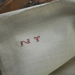 1 Single Antique French linen towel fabric hand kitchen napkin natural caramel tone NT monogram farmhouse country style eco-friendly