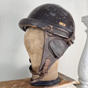 1930 Französischer Vintage Motorradhelm Leder Kopfschutz Metall Vintage inspiriert Wohnkultur Wandkunst Erinnerungsstücke dekorativ Altus