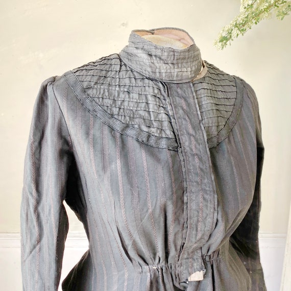 Collared Black Cotton Silk Bodice Plaid Lining 18… - image 4