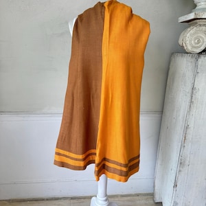 French 1970&#39;s linen brown + orange dress fitted gogo go go style 70&#39;s fashion style woman&#39;s clothing RAD boho clothes eco-friendly