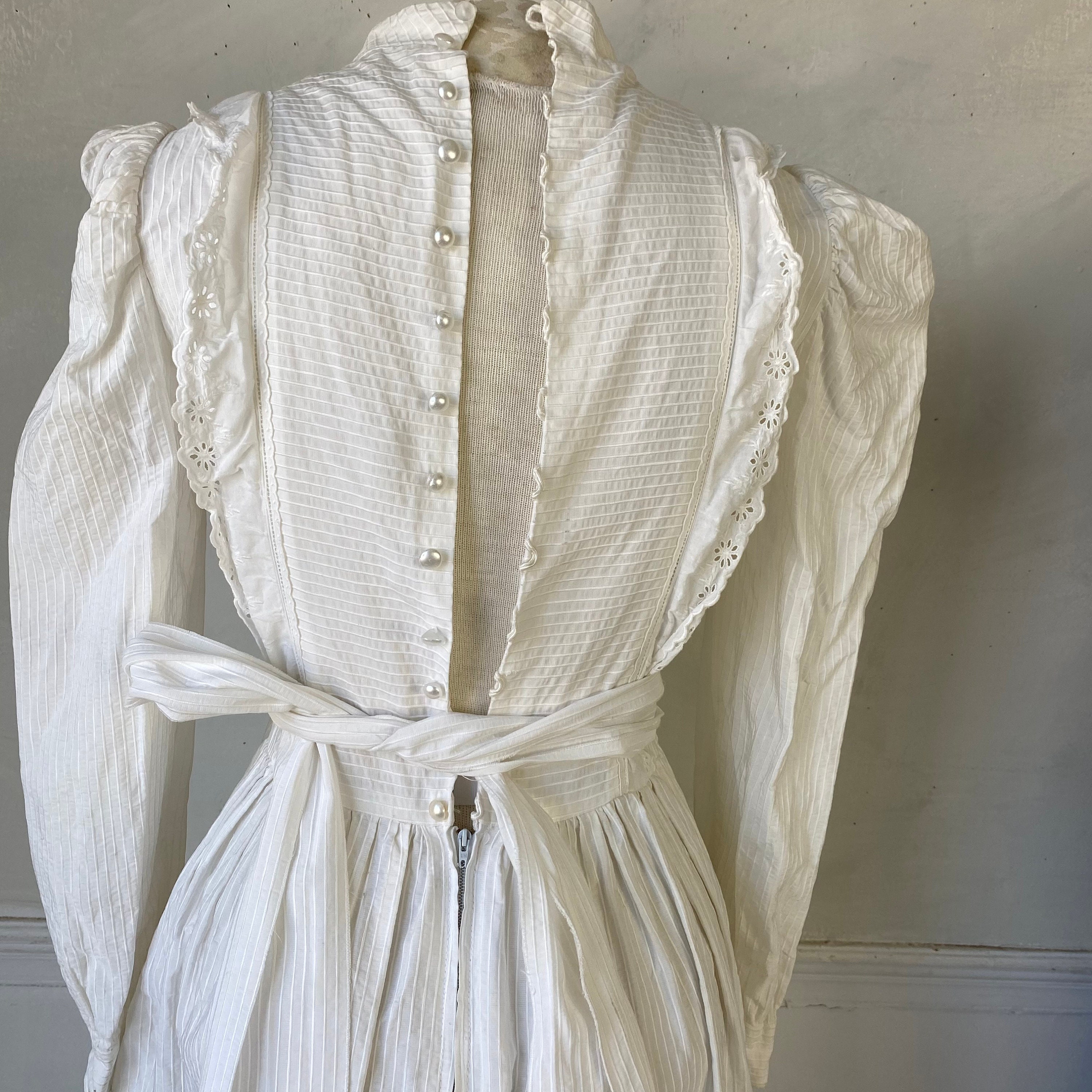Vintage White French Dress Ribbed Cotton Dress Eyelet Lace