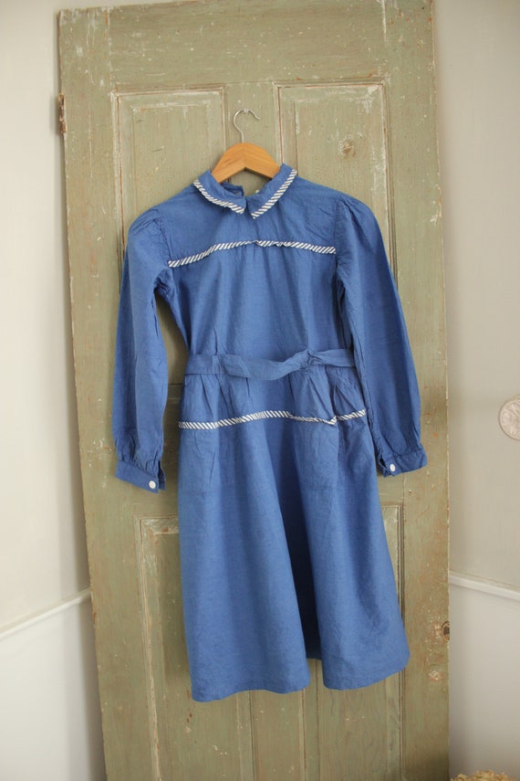 1940's woman's blue frock dress housedress button 