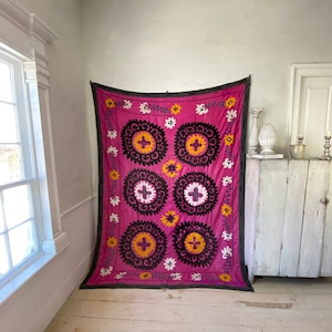 Vintage Suzani embroidered textile bed cover textile handmade textile art eco-friendly