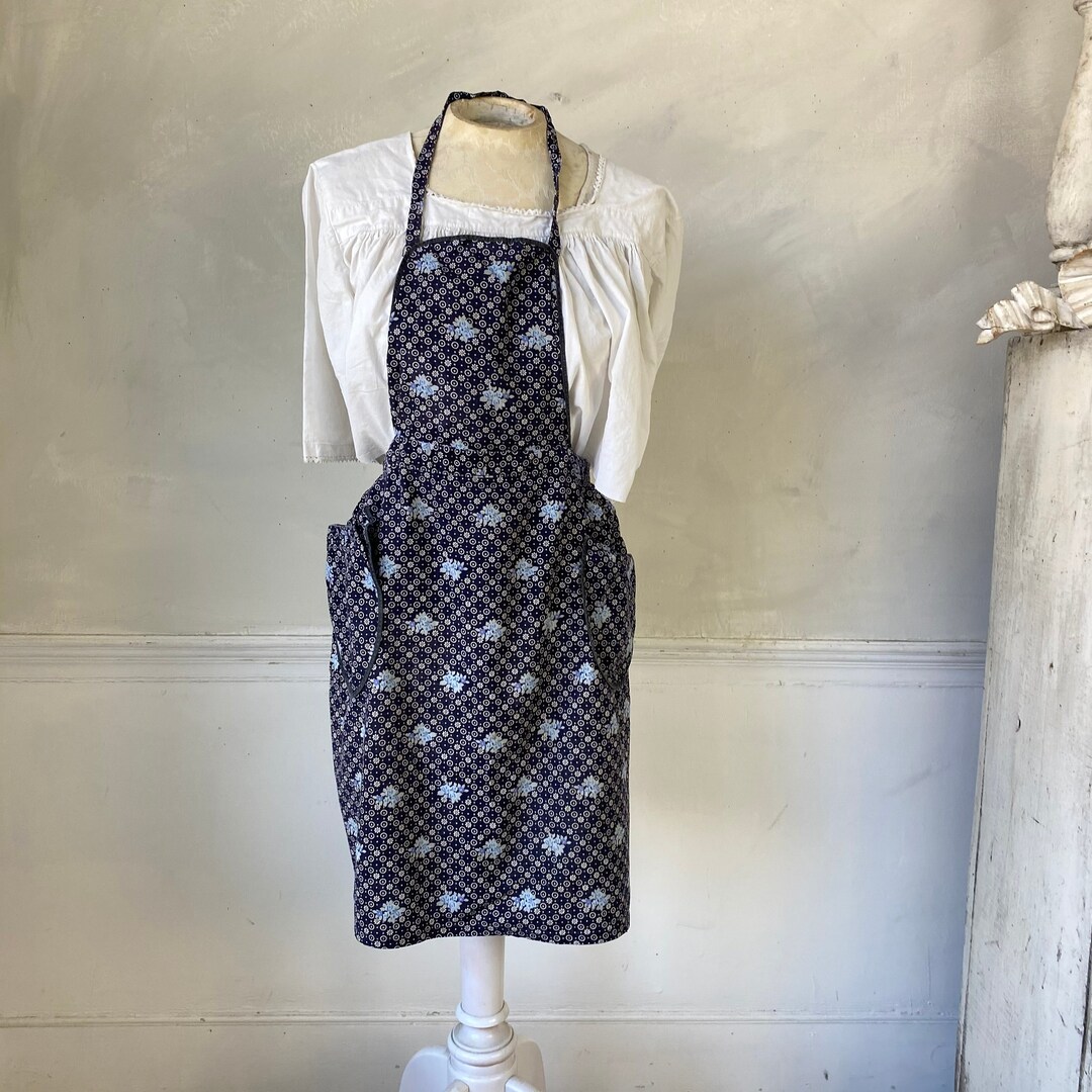ネイビーブルーのエプロン 花柄エプロン 青い花 1940年代 1950年代の