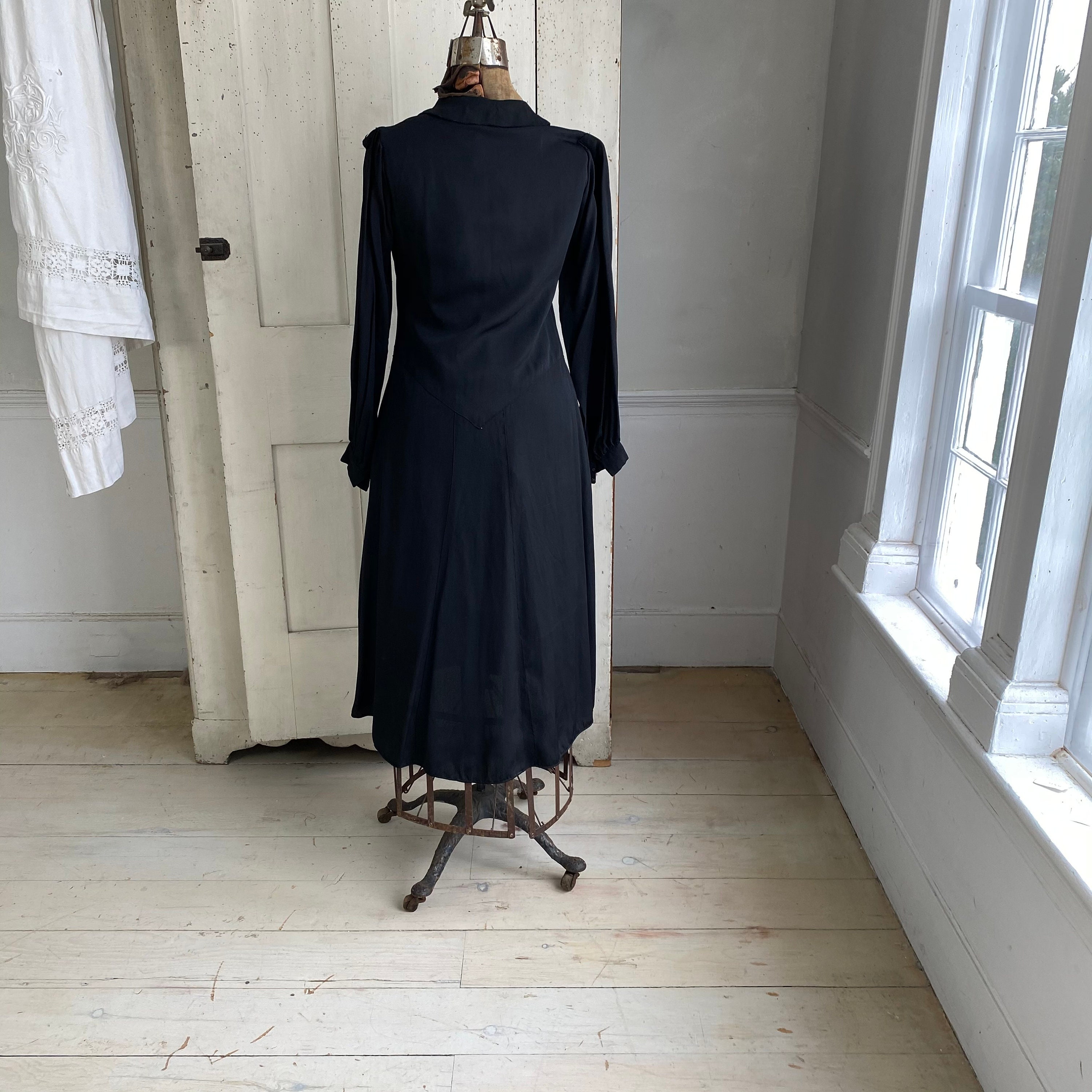 ブラックレーヨンドレス 1930年代 1940年代 ファッション フレンチ 