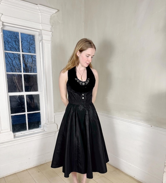 black dress with beaded collar French-style Black Beaded Collar Dress OSH0224