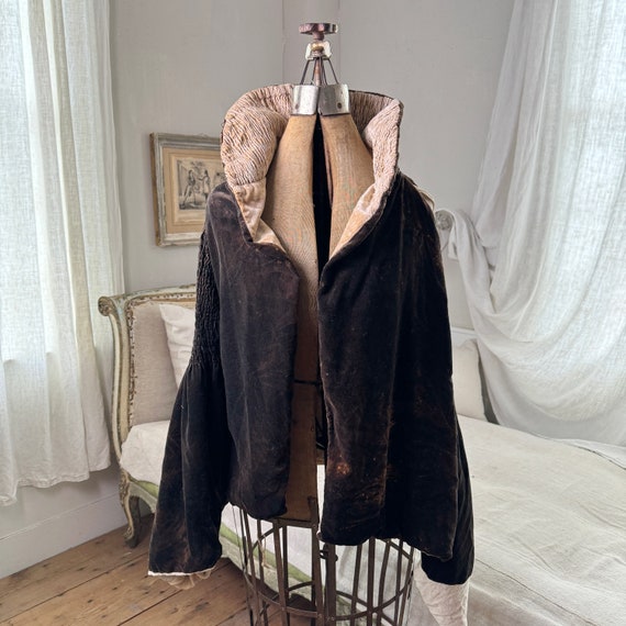 Design Inspiration Only Velvet Cape French C 1910-1920