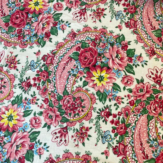 YARDAGE 1930's Paisley pink fabric material medium to heavy weight rayon material Cottagecore cottage chic The Textiles Trunk eco-friendly