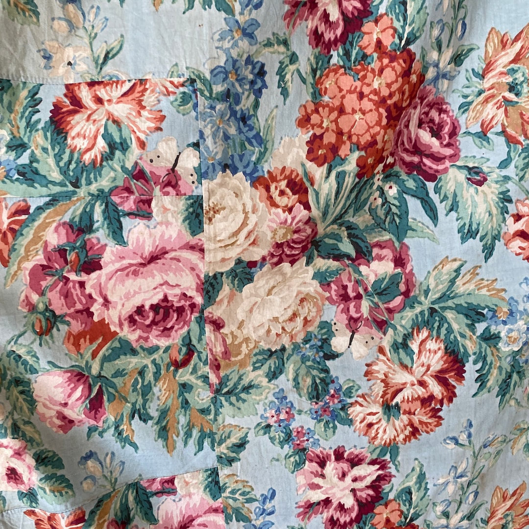 Vintage Painterly Cottage Chic Floral Chintz Fabric Material