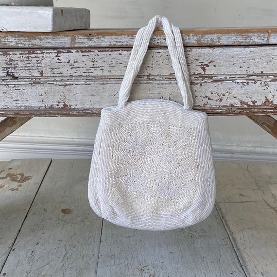Love Vintage Feather Art Deco Handbag White main image 0