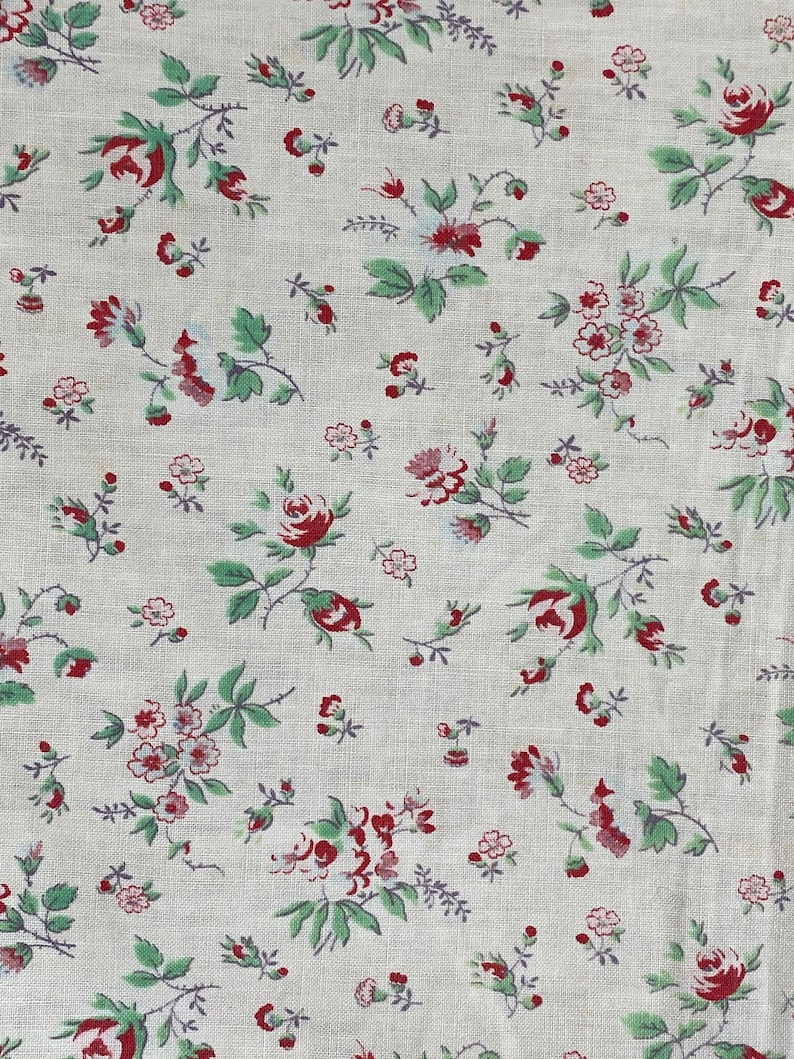 1930/'s French cotton fabric material small scale floral heavy weight