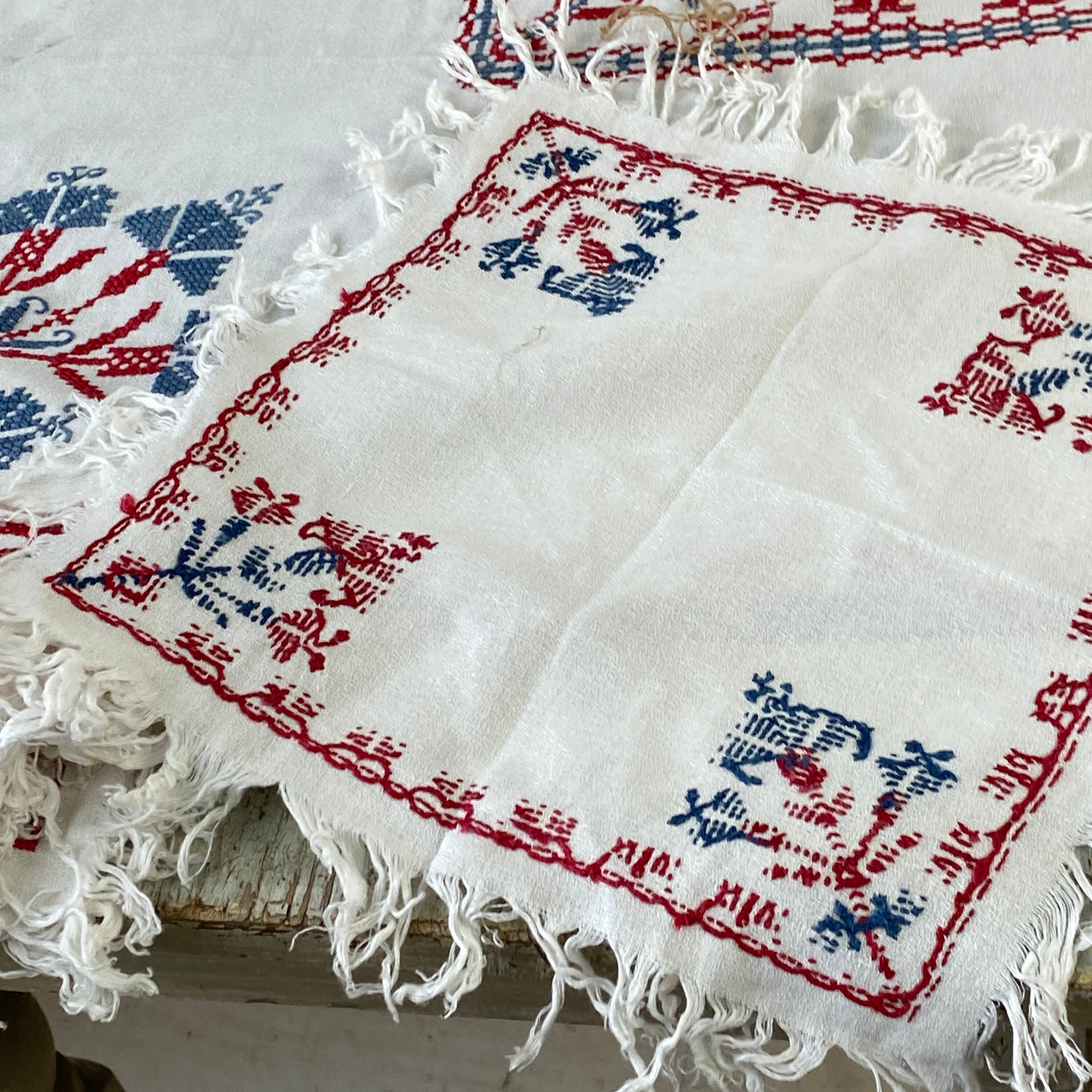 Monograms and Antique Linens: A Collection of Beautiful