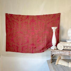 53x38 vintage 1940 silk damask heavy weight fabric material large scale woven material Farmhouse exquisite raspberry sheen chateau chic deco
