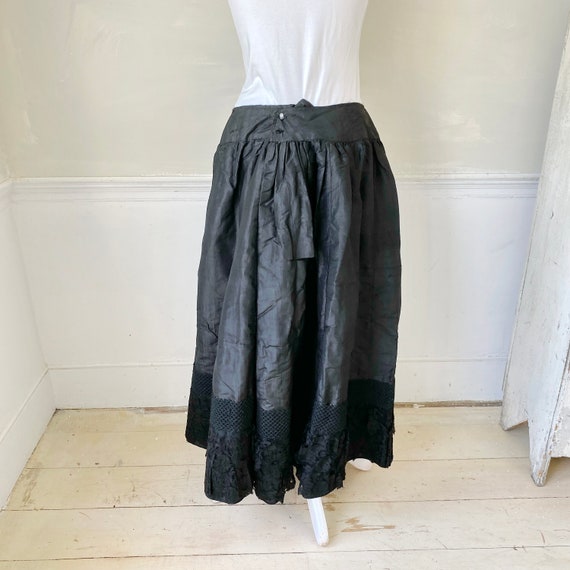 AMAZING Black Chintz Skirt with Lace and Corded T… - image 9