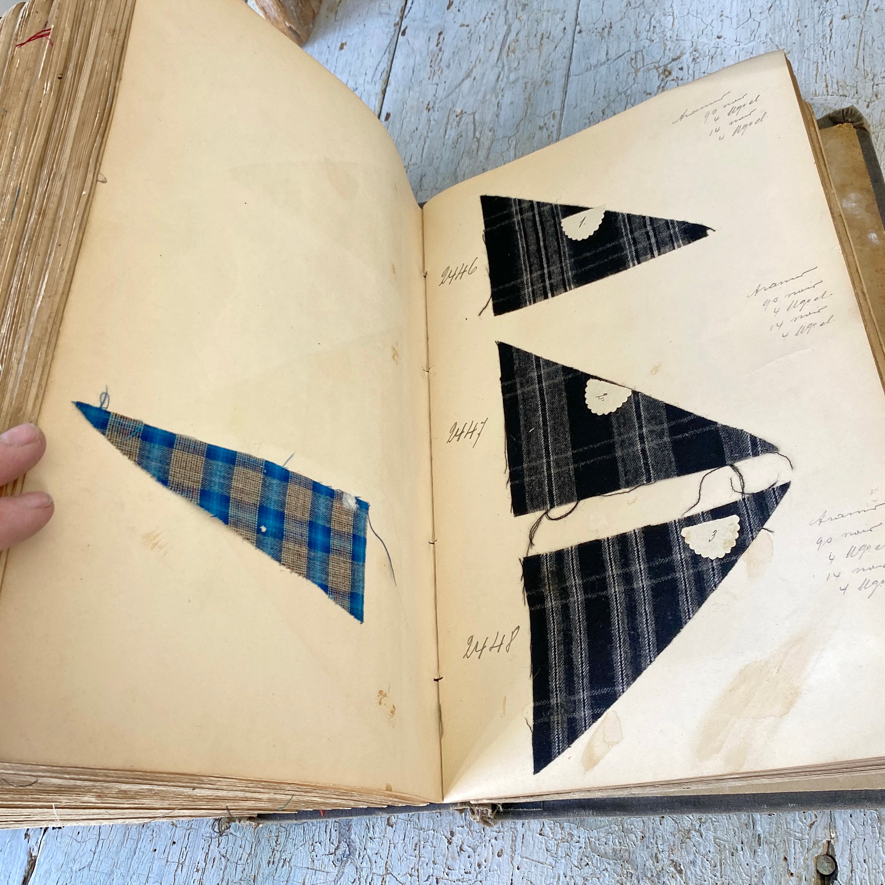 1000+ Samples Swatch Book Antique French Pattern Woven Fabric