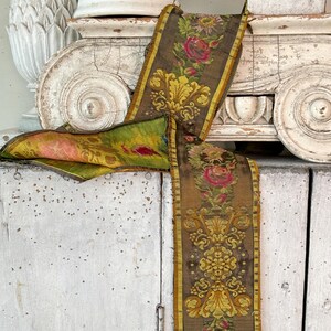 62 x 4 (2 disponibles) bordure de bordure en brocart de soie vieillie, tons sourds, vieilli, décoration de style rustique, cottage country
