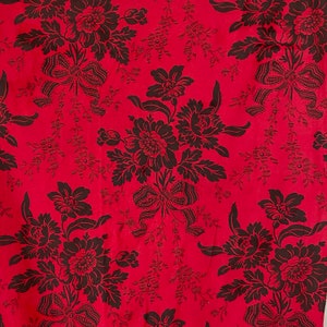 Rouge + noir antique c 1880 une fois matelassé coton motif floral et noeud respectueux de l&#39;environnement