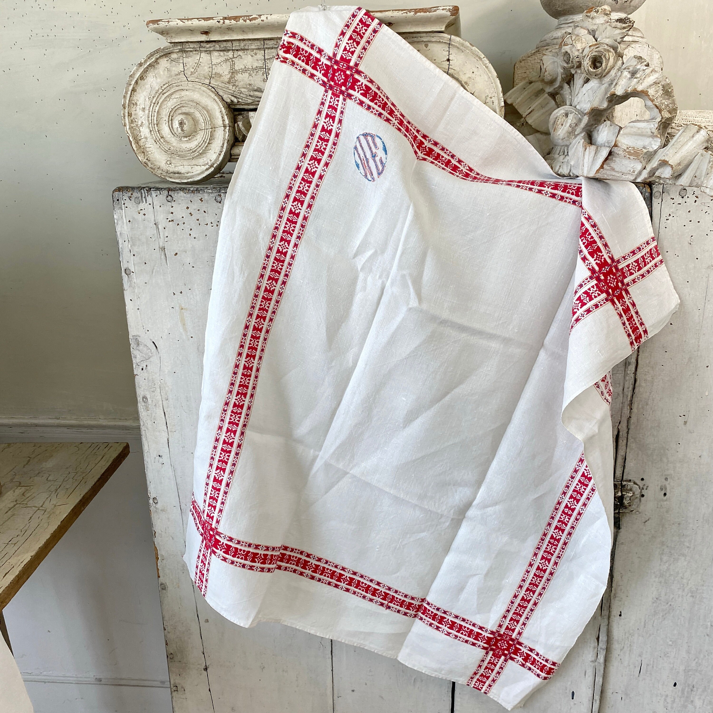 洋書 Antique Linens: From the Kitchen to the Amazon.com: LTC LINENS 60 in. x 126 in. Blue and White