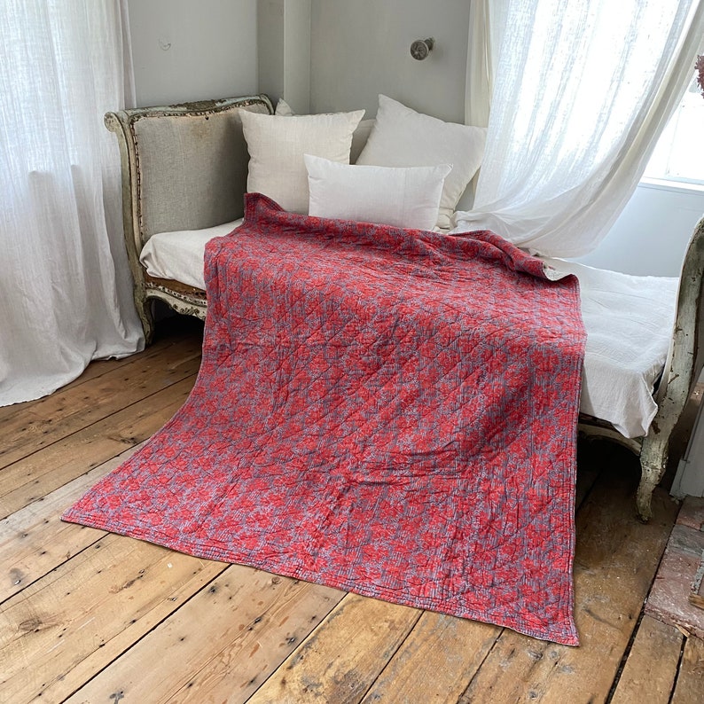 18th century red gray quilt boutis French from France light textile The Textile Trunk image 3