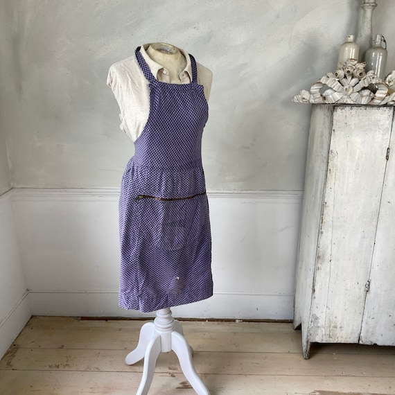 Purple Flannel Apron 1960s-70s Apron Kitchen Wear Workwear Vintage