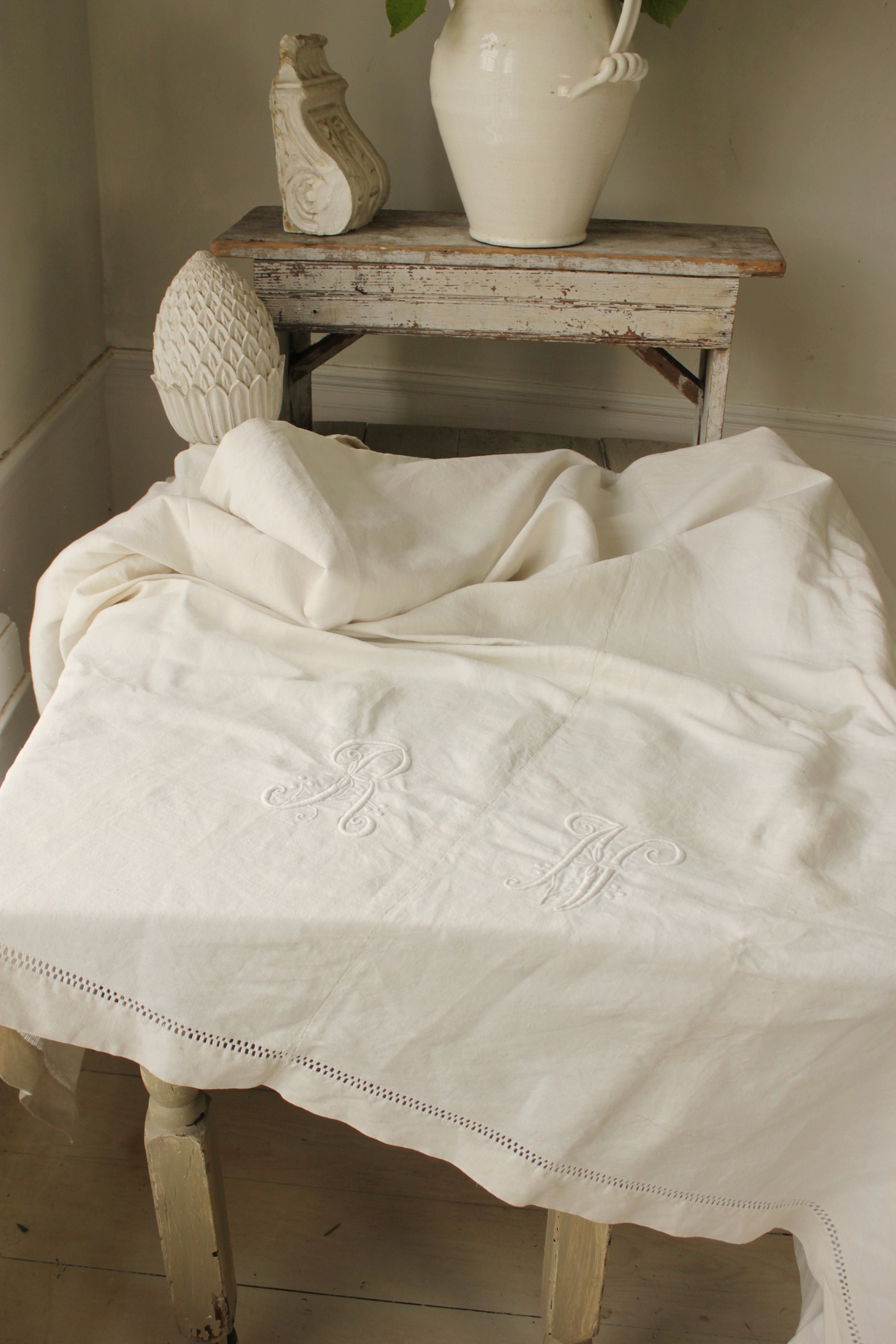 洋書 Monograms and Antique Linens Antique Monogram Linen
