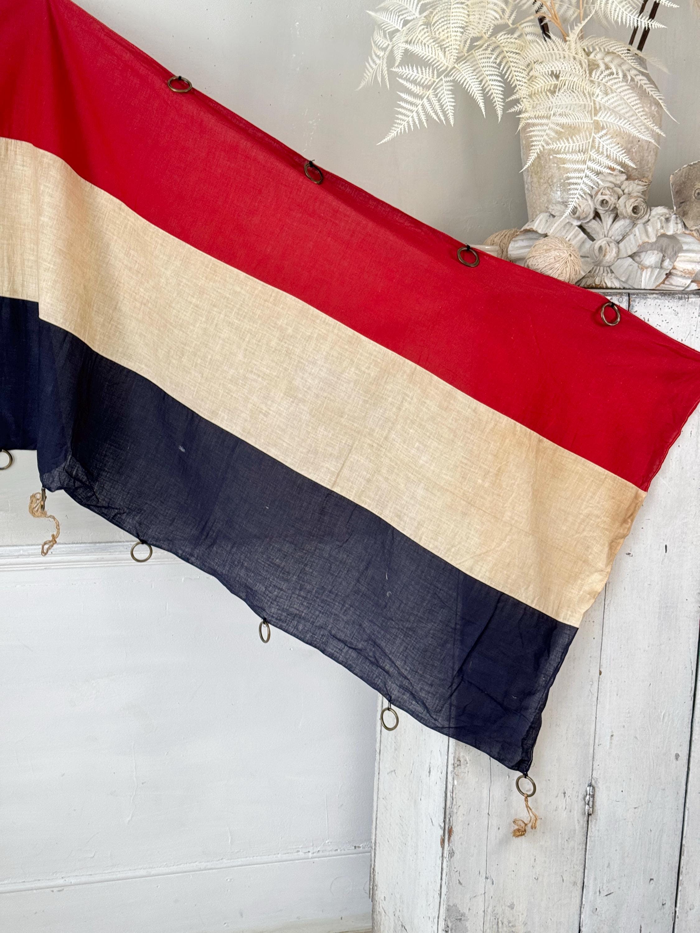 アンティーク雑貨 French Vintage Flag . 75x28 Antique French Flag Nautical ? Red White Blue Cotton 19th