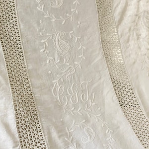 1915 DATED CGT Monogram  Americana  Unique Handmade American candlewick white lace embroidery textile bedcover coverlet bed spread bedspread