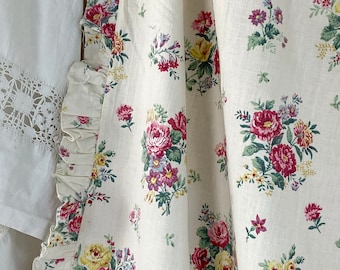 farmhouse curtain vintage from France 1940s yellow pink red design floral pattern curtain heavyweight organic cotton flowers