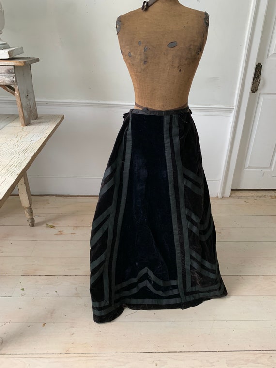 Antique Velvet Skirt French Victorian Garment for… - image 5