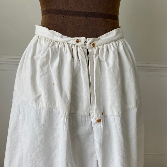 Gorgeous late 1800's petticoat white cotton lace … - image 7