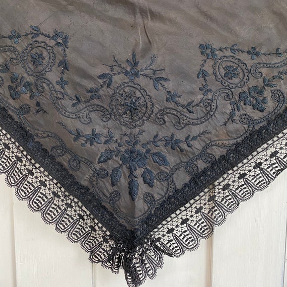 Victorian French Caplet Shawl Brown Silk With Black Lace 1850 - Etsy