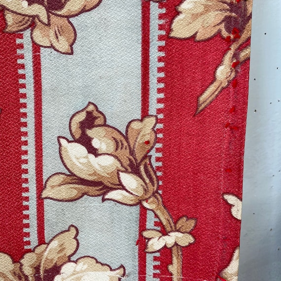 French Antique Border Pullover • RED Red Gray 1900 French Fabric Material Old Floral Faded