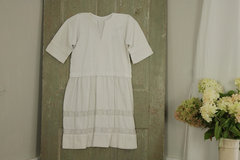 Girl/'s White Dress Vintage French ribbed cotton /& lace 1910