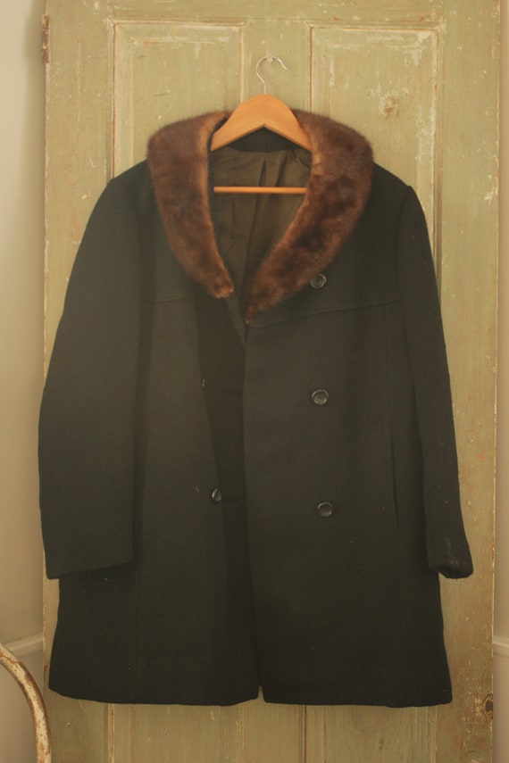 Antique French Mink Collared Black Wool coat 1940… - image 3