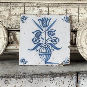 5x5 18th century French antique tile XVIIIè en Faience de Delft Ceramic blue pottery country cottage home decor shabby European farmhouse
