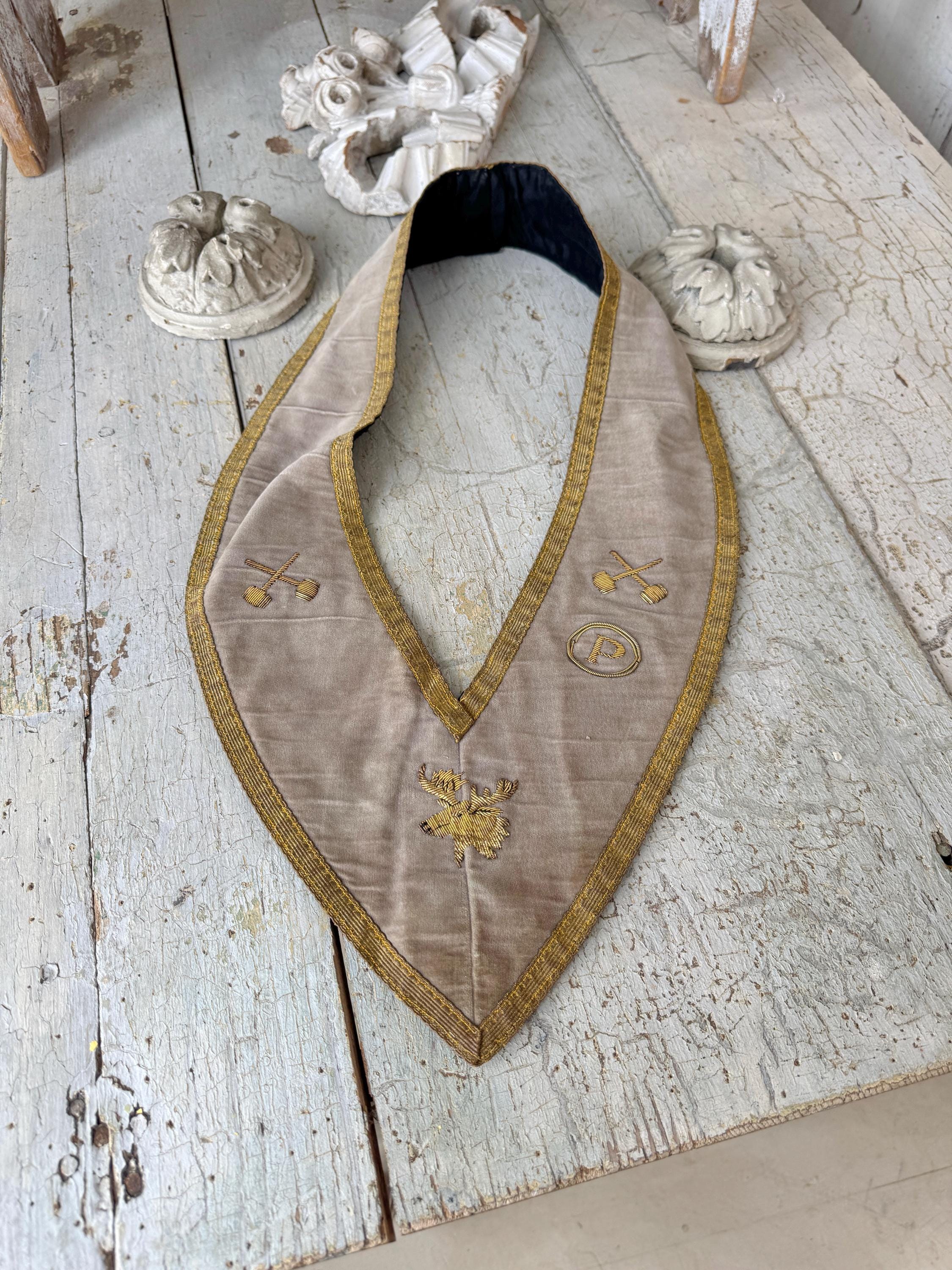 アンティークサッシュ フランス製ベルベット刺繍入りカラーストール 