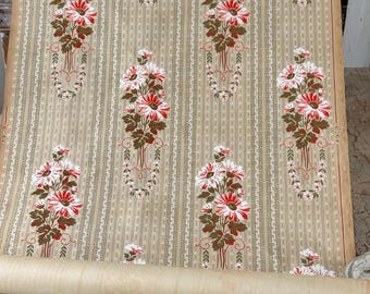 2.66yds (6 rolls avail) 1890s French floral stripe wallpaper taupe cream red white daisy design antique wallcoverings wabi sabi ecofriendly