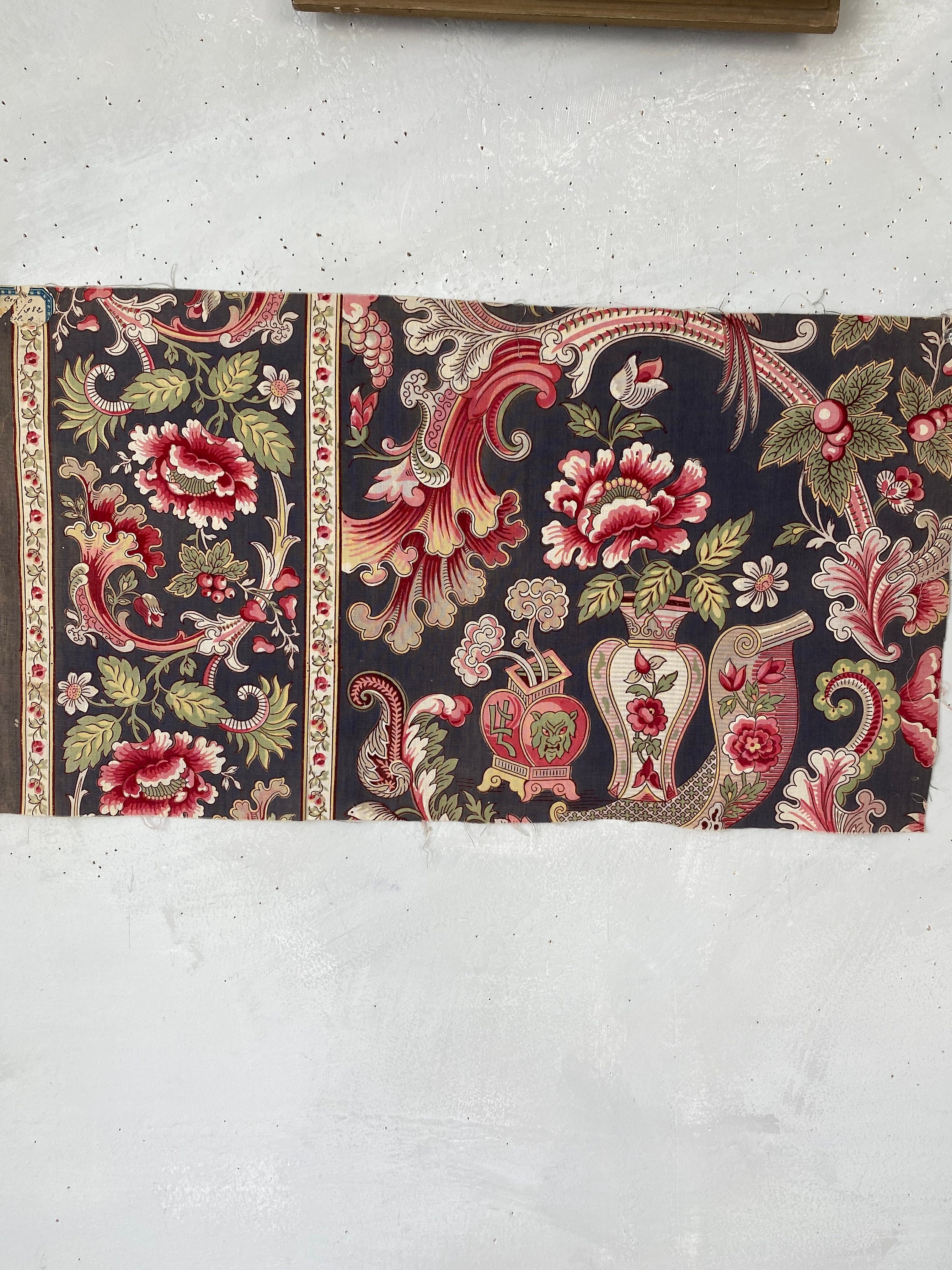 洋書　FRENCH TEXTILES French Fabric 19th Century Old Printed Cotton C1870 Eco