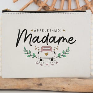 Pochette mariée avec pompons - Appelez moi madame - Manahia - 100% coton - cadeau mariée, evjf, mariage, future mariée