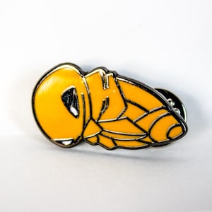 Kakuna Lapel Pin