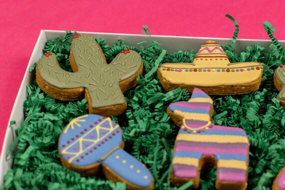 dog birthday biscuits