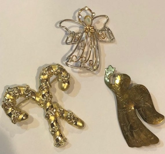 vintage christmas brooches gifts two angels, candy cain, gold tone