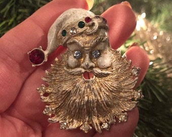 Vintage 1960s  Rhinestone Santa Brooch/ Pin Holiday brooch Christmas Gift stocking stuffer jewelry. Repurposed jewelry