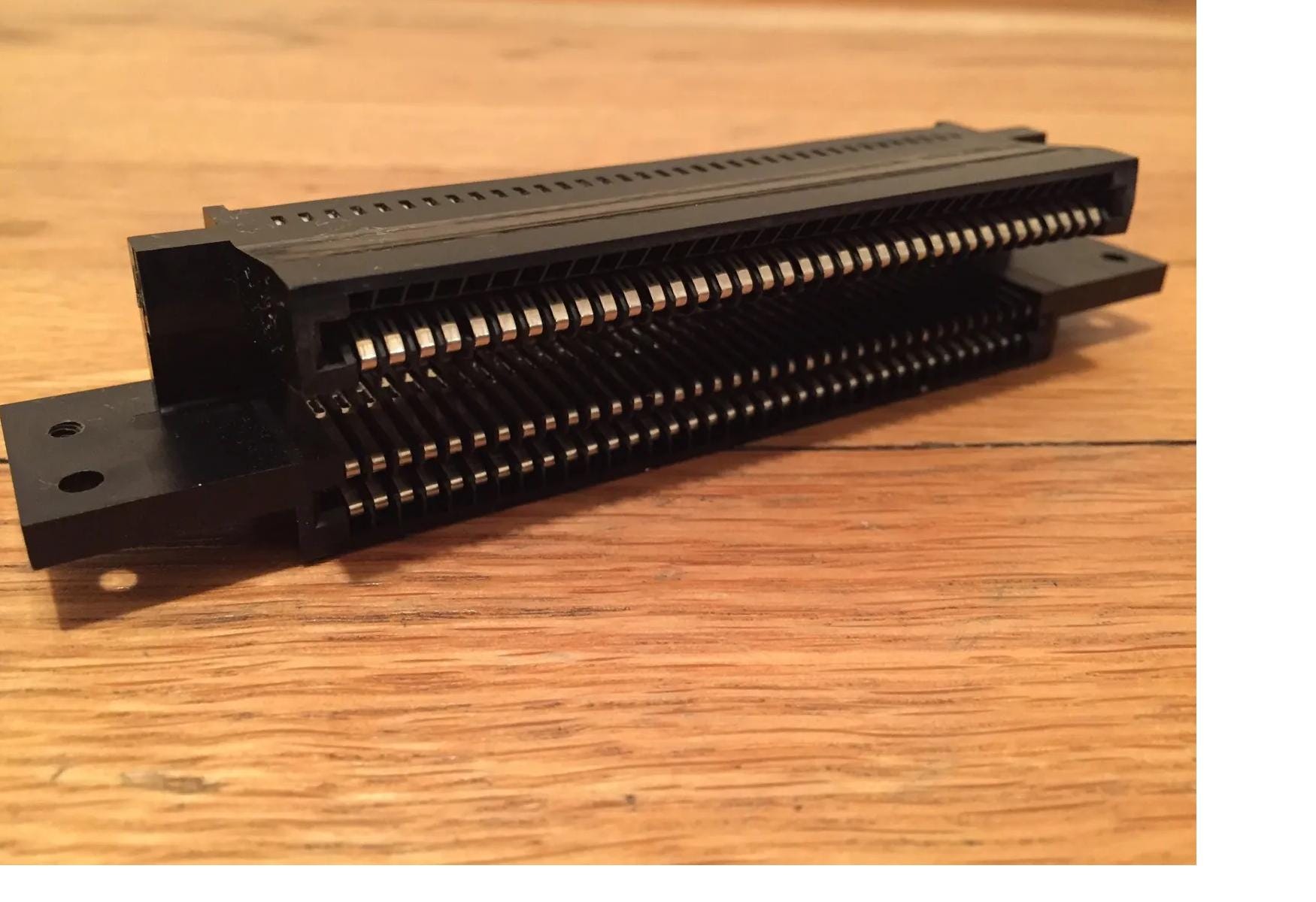 Original OEM Nintendo NES 72 Pin Connector Re Tensioned and