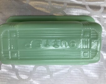 JADEITE GREEN GLASS LIDDED BUTTER DISH 1/4 lb Stick ~Black Lettering ~