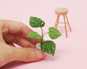 Miniature Crochet Monstera Plant: Dollhouse Summer Decor