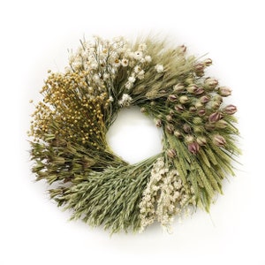 VanCortlandt Farms Natural Dried Handmade Dried Flower Verdant Ivory Wheel