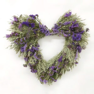VanCortlandt Farms Natural Dried Flower Handmade 20” Purple Heart Wreath