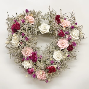 VanCortlandt Farms Natural Dried Flower Handmade  Paper Roses Heart 20” Wreath